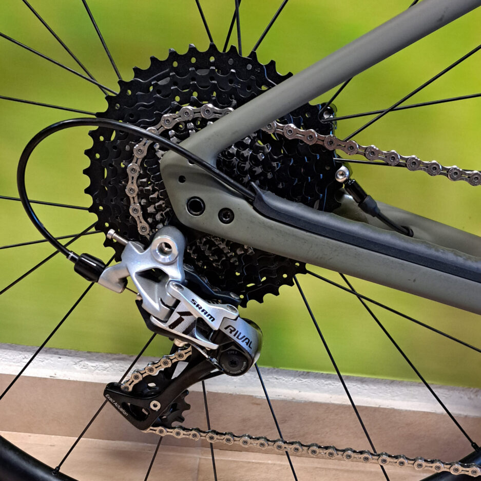 BICICLETA SPECIALIZED DIVERGE COMP CARBON 2022