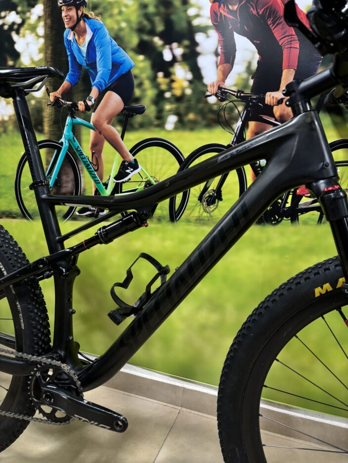 BICICLETA SPECIALIZED EPIC EXPERT 2018