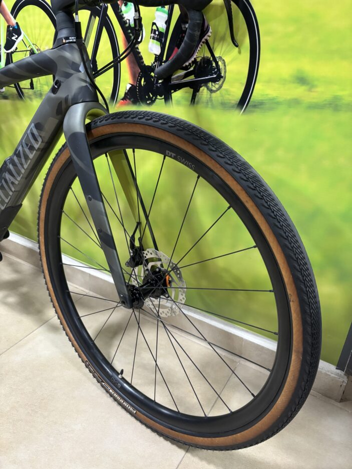 BICICLETA SPECIALIZED DIVERGE COMP CARBON