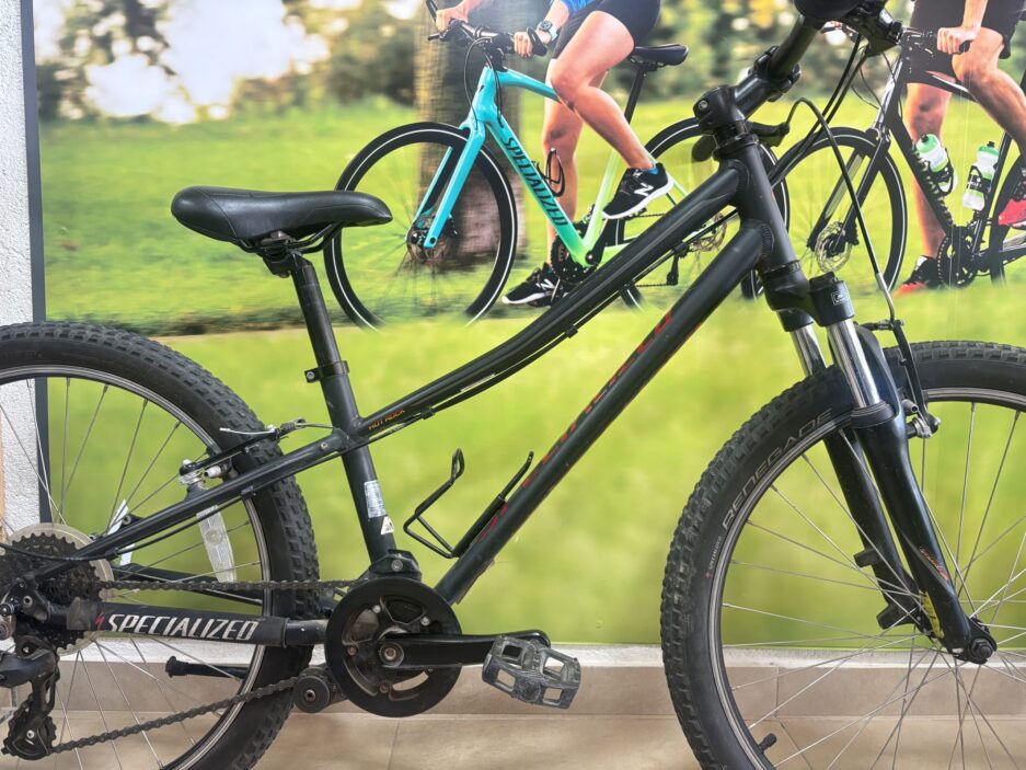 BICICLETA SPECIALIZED R4 HOT ROCK