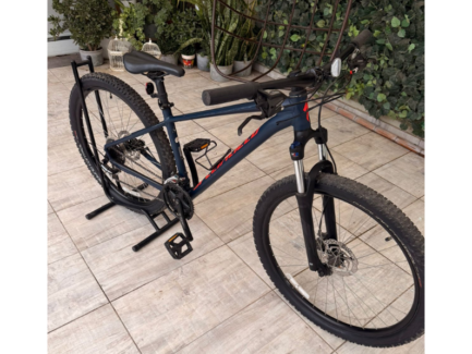 BICICLETA SPECIALIZED PITCH SPORT